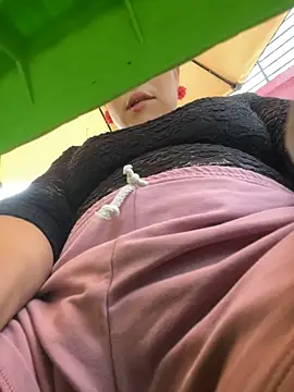Sara-Vegaa - SHOW TITS AND SUCK NIPPLES IN PUBLIC