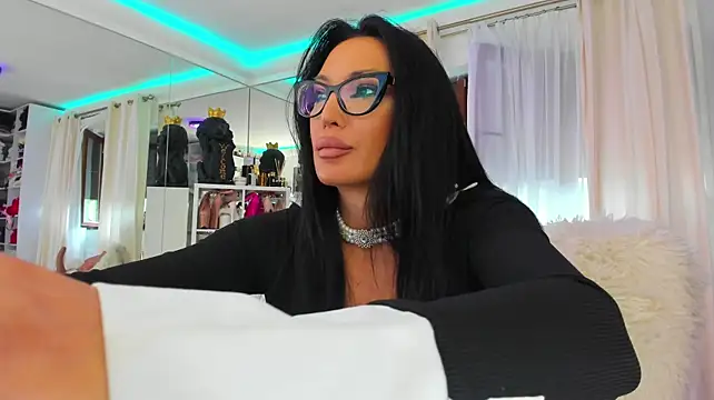 AstridVexxx - make my kitty wet🐈💦