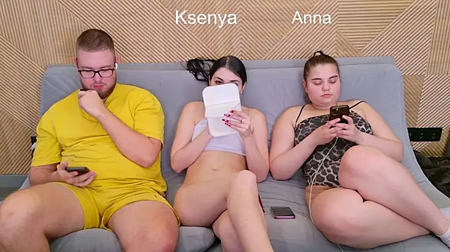 Ksenny - threesome sex + creampie