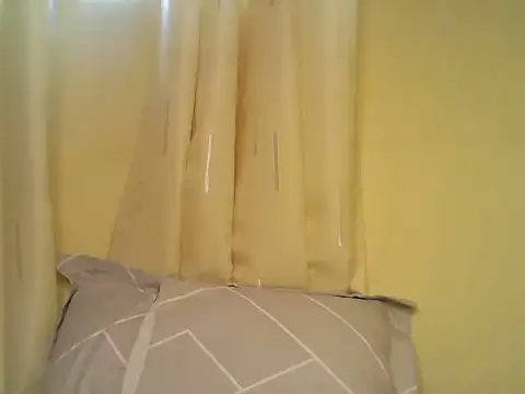 Curvy_princess1 - help me raise my tution fee