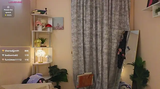 Ivybless - Sensual oil on juicy booty