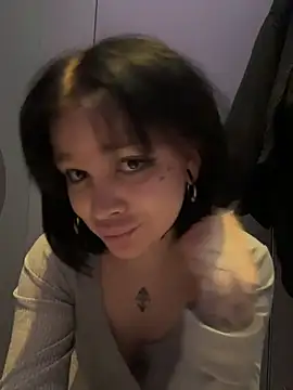 MietteDream - Lower top&massage breasts close‑up