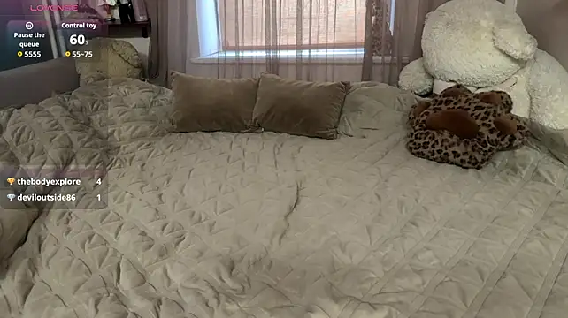 FloriaMinteer - touch my asshole a little