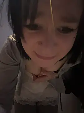 MietteDream - Lower top&massage breasts close‑up