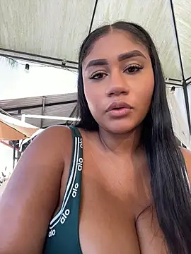 NayTorres - KEEP ME HORNY IN PUBLIC