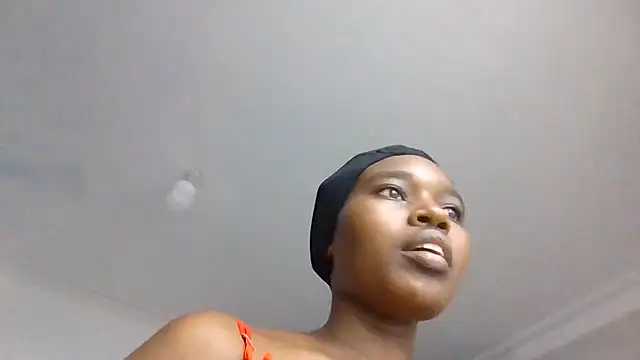 MilaTeenXo - Fountain squirt