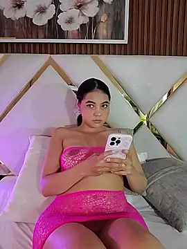 AlinnaRosee_