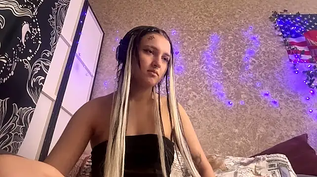 SharikaBabecki - Show outfit
