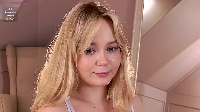 ElaraVance - put hand in panties gently rub my pussy