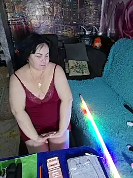LedyEva - PLAY TITS