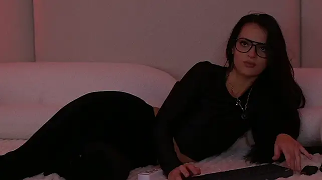 IliriaKara - Tension rising with a hot Striptease 🥰