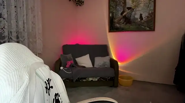 Lilit_shy - 🥵🥵slap my booty🖐️🖐️