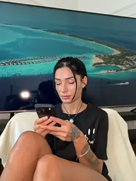 Vicky_luxe - Keep me excited