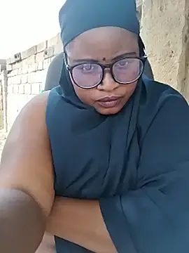 JuicyHoney_01 - Erotic dance