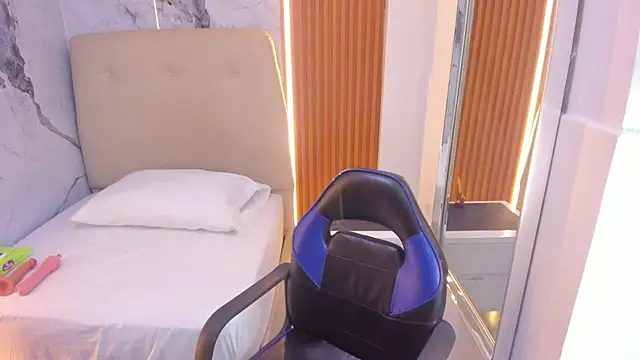 LAILAMORFY - RIDE YOU DICK FAT