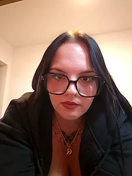 JUJUICY- - Spring 10x mit nackten titten + 2 vid