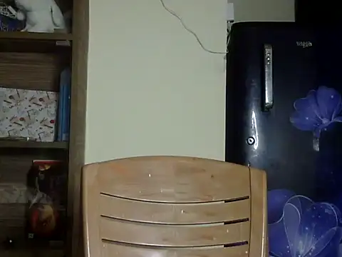Lusty_butter - boob show