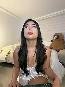 Sara_rousse10 - oil in my body