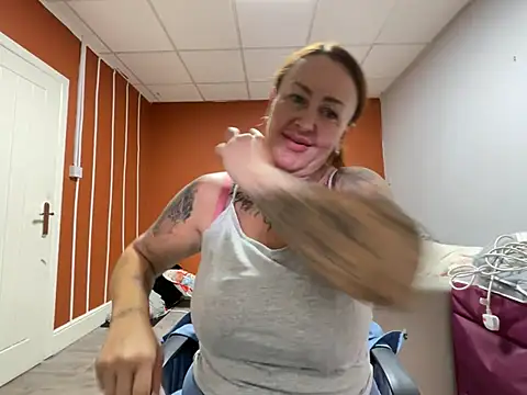 RebelVixenX - Oil big juicy tits