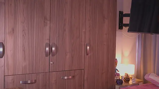 AitanaJhons_ - boobies tease close to u