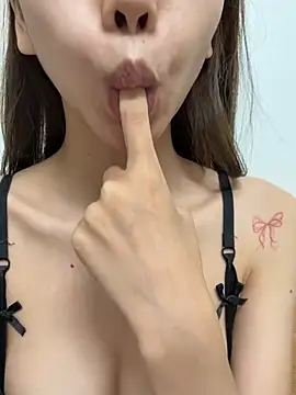 Lucy-Gold - Nude
