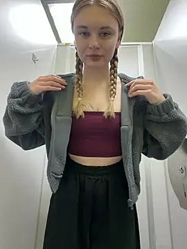 -MiaKitty - Get pants lower & massage pussy💦