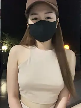 My_Melodyy - Make me cum pussy in public garden 🪴😈