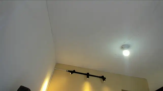 Abby_Moss2 - spanks my big ass