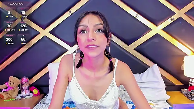 MelodySkylar - Topless Sexy