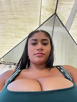 NayTorres - KEEP ME HORNY IN PUBLIC