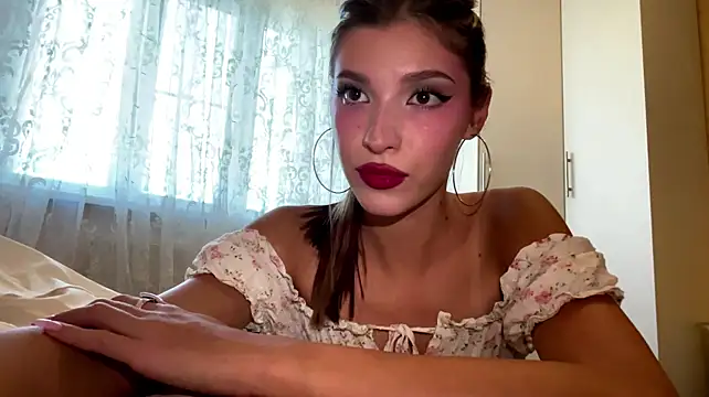 Lerchek_Wia - Lift my cutie dress and show ass closely