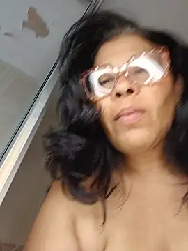 Desire_matture - ride dildo (pussy)