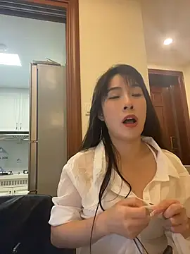 CiCi9 - 园长闺蜜家口交大鸡吧