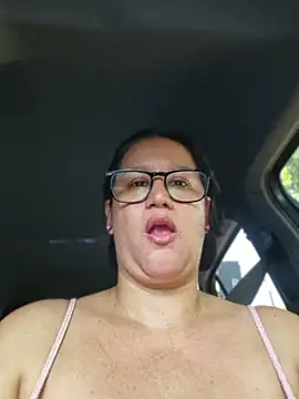 Keilymadam - A passenger rates my tits