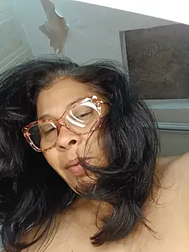 Desire_matture - ride dildo (pussy)