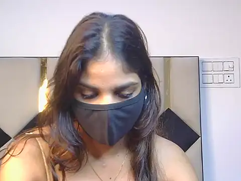 Hii-tanisa - pussy oil massage