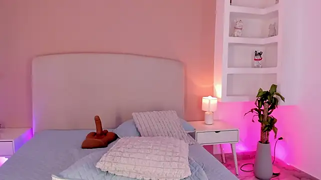 Nathalynbarnes - TORTURE PUSSSY WITH DILDO