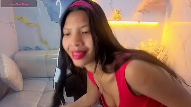 Emily_smith_t - cream in my tits