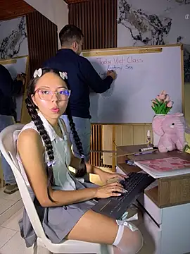 I_AM_EMMA_ - GIVE BLOWJOB TO MY TEACHER