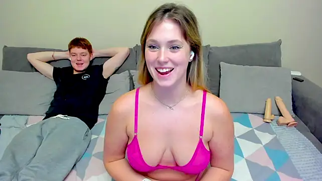 GarryHill - show naked TITS