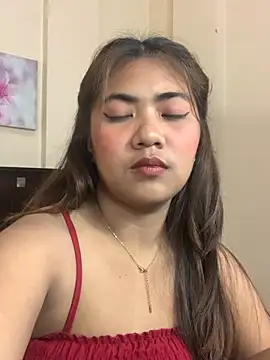 YaraSmith - fuck my dildo until I cum😜💦