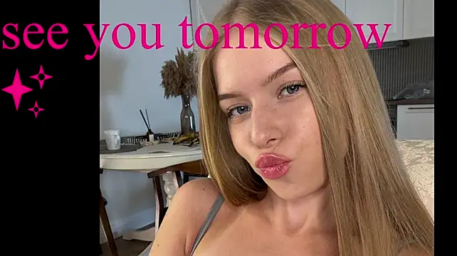 EnriquetaThomley - rub pussy to try cameltoe
