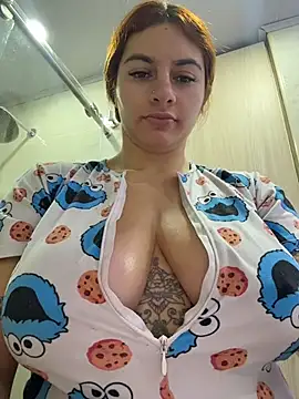 AtheneaRossi - Twerk and spank ass for 10