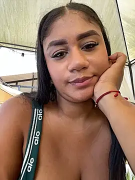 NayTorres - KEEP ME HORNY IN PUBLIC