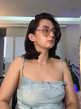 Nicollett - Oly boobs