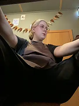 Cinnabon_ - MAKE MY PUSSY WET AT MY WORK
