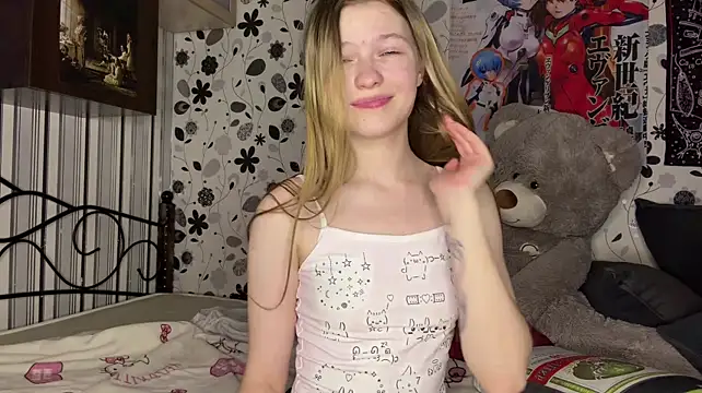 LynHillaire - Lift Tease you with my butt