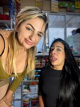 Sammyqueenx21 - spread ass fingering x 2 girls