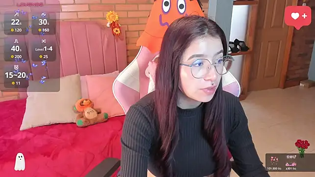 Amy_joones - Flirty dance + close-up pose 🥵😈