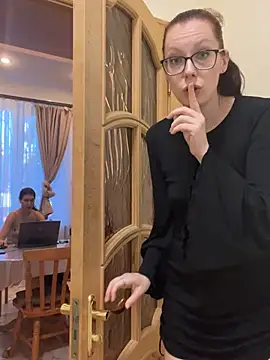 RussianGirls_ - HOT KISS HOT + 2 RANDOM PIC